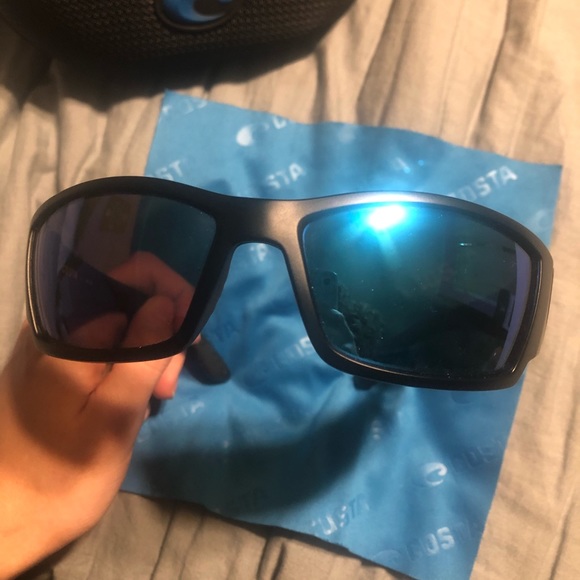 Costa Del Mar Men’s Corbinas - Picture 2 of 4